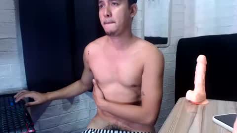 Snapshot of tempting_jon chatting on 09-17-25, 07:10 tempting_jon online show from 09-17-25, 07:10