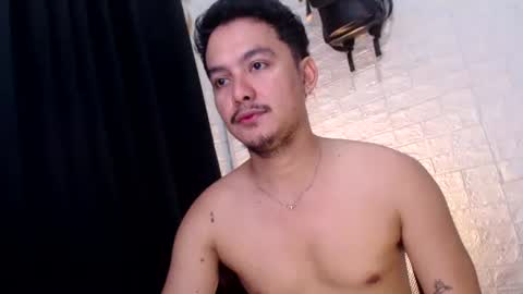 Snapshot of tempting_jon chatting on 11-09-25, 08:01 tempting_jon online show from 11-09-25, 08:01