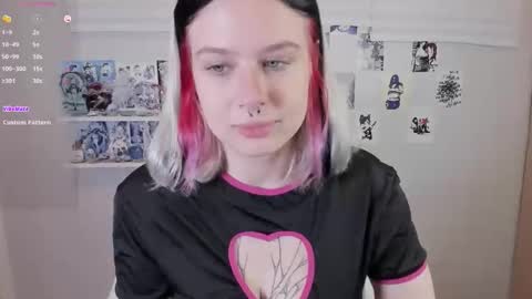  Sue  online show from 11-07-25, 02:50