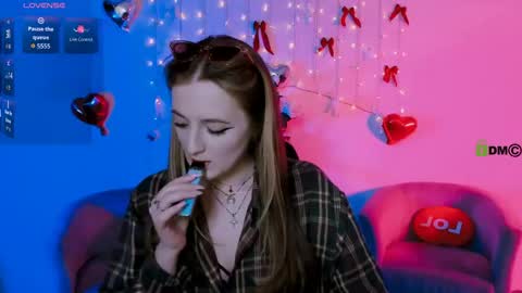 ur Louise online show from 04-27-26, 07:23