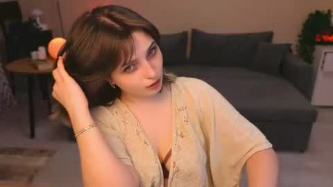 tender_meow online show from 06-12-26, 10:08