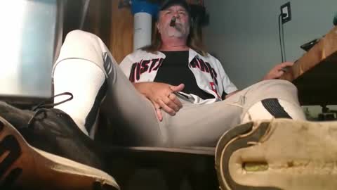 Tennredneck online show from 05-01-26, 12:37