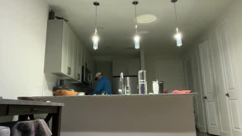 Snapshot of tequilaontherocks chatting on 01-18-26, 12:36 Tommy Boy online show from 01-18-26, 12:36