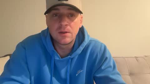 Snapshot of tequilaontherocks chatting on 02-05-26, 05:23 Tommy Boy online show from 02-05-26, 05:23