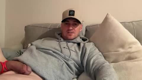 Snapshot of tequilaontherocks chatting on 02-15-26, 02:41 Tommy Boy online show from 02-15-26, 02:41