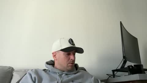 Snapshot of tequilaontherocks chatting on 02-23-26, 06:05 Tommy Boy online show from 02-23-26, 06:05