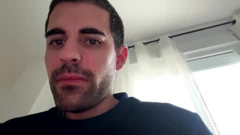 Luis online show from 12-23-25, 07:50