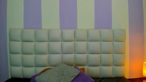 Teresa online show from 10-22-25, 01:44