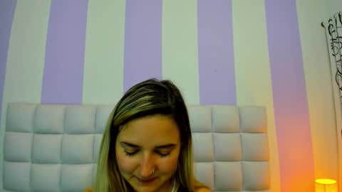 Teresa online show from 11-18-25, 01:59