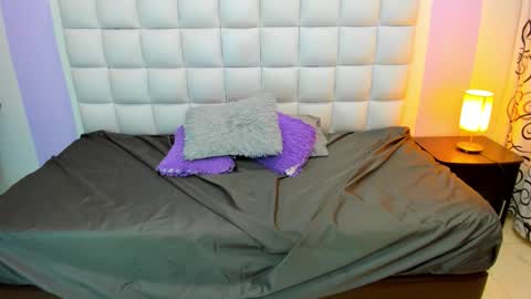 Teresa online show from 12-18-25, 12:11