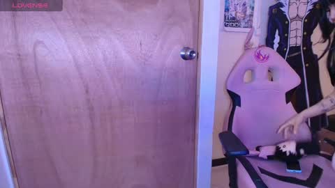 Terra Elowen online show from 11-20-25, 11:32