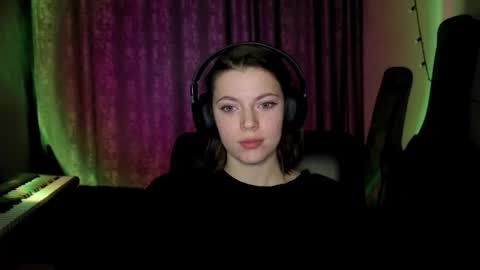 Anny Simpson online show from 03-11-26, 12:38