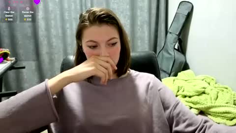 Anny Simpson online show from 06-14-26, 10:23