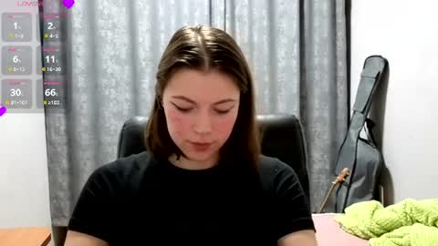Anny Simpson online show from 06-16-26, 09:06