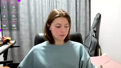 Anny Simpson online show from 06-17-26, 10:43