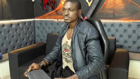 Snapshot of terranze_z chatting on 10-19-25, 08:31 terranze_z online show from 10-19-25, 08:31