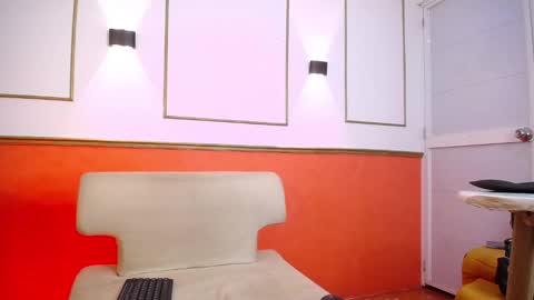 tessachains online show from 12-03-25, 01:24