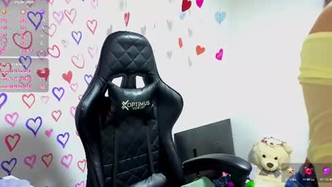 Tessy online show from 07-18-26, 03:49