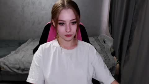 Tessa online show from 07-30-26, 09:41