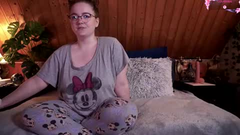 Snapshot of tessawinter chatting on 11-06-25, 03:46 Tessa online show from 11-06-25, 03:46