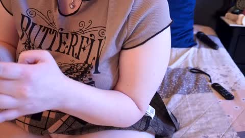 Snapshot of tessawinter chatting on 04-08-26, 03:56 Tessa online show from 04-08-26, 03:56