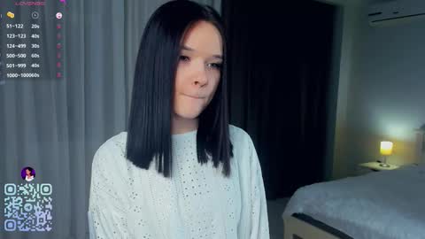 Snapshot of tessiekhanponaphan chatting on 12-21-25, 05:09 Cindy online show from 12-21-25, 05:09