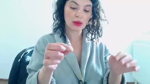 Snapshot of tessnaughty chatting on 01-07-25, 08:45 naughty tess online show from 01-07-25, 08:45