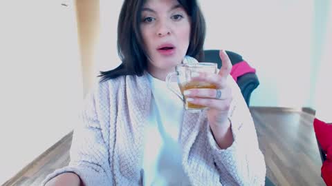 Snapshot of tessnaughty chatting on 01-17-25, 08:56 naughty tess online show from 01-17-25, 08:56