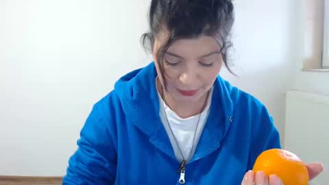 Snapshot of tessnaughty chatting on 02-07-25, 08:22 naughty tess online show from 02-07-25, 08:22