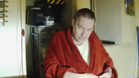 Snapshot of tetuo2 chatting on 02-16-25, 08:10 tetuo2 online show from 02-16-25, 08:10