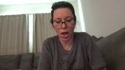 Snapshot of texas_blonde chatting on 07-06-26, 07:49 Daphne Summers online show from 07-06-26, 07:49
