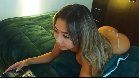 texas_curvykitten online show from 05-23-26, 09:24