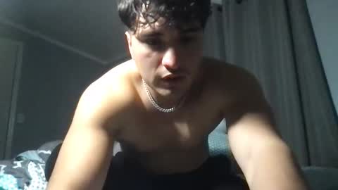 Tx Boy online show from 02-20-25, 01:46