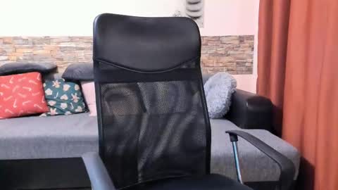 Snapshot of texashunk chatting on 02-22-25, 01:57 TexasHUNK online show from 02-22-25, 01:57