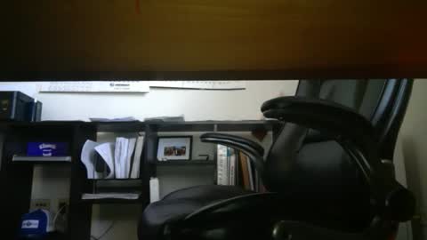 Snapshot of texasmade6303 chatting on 11-10-25, 05:56 texasmade6303 online show from 11-10-25, 05:56