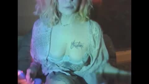 Snapshot of texaspregogrllll chatting on 05-04-26, 03:13 TEXASGIRLLLL online show from 05-04-26, 03:13
