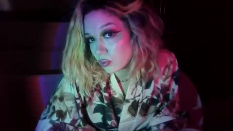 Snapshot of texaspregogrllll chatting on 05-06-26, 11:43 TEXASGIRLLLL online show from 05-06-26, 11:43