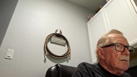 Snapshot of texastwister59 chatting on 11-22-25, 01:26 texastwister59 online show from 11-22-25, 01:26