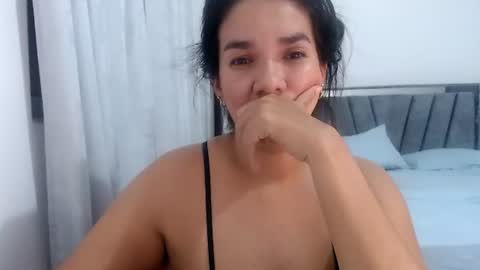 tezza smith online show from 07-17-26, 11:42