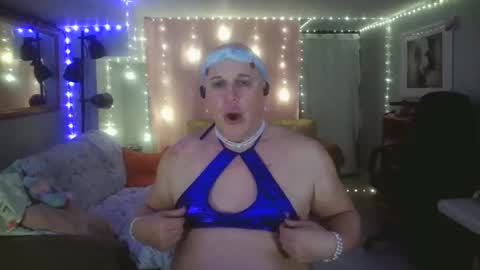 Snapshot of tglacey chatting on 02-22-26, 06:28 lacey online show from 02-22-26, 06:28