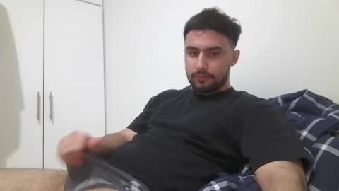 Snapshot of thaiguy666 chatting on 01-04-25, 10:38 ThaiGuy online show from 01-04-25, 10:38