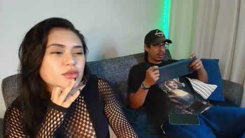 T H A I S  online show from 04-21-26, 12:23