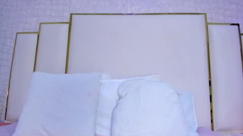 Snapshot of thalia888_ chatting on 10-19-25, 07:14 thalia888_ online show from 10-19-25, 07:14