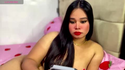 Snapshot of thalia_houston69 chatting on 12-15-25, 04:28 Ms. Thalia online show from 12-15-25, 04:28