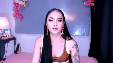 Thalia online show from 03-20-26, 02:55