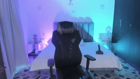Thalia online show from 05-29-26, 05:16