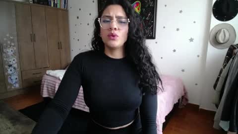    online show from 04-17-26, 05:49