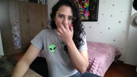    online show from 04-29-26, 04:44