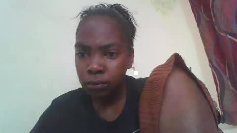 thalyra online show from 04-21-26, 02:51