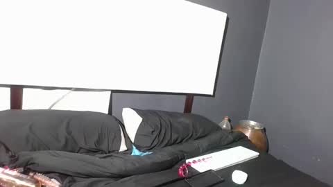 thamtsho1108 online show from 09-10-25, 07:14